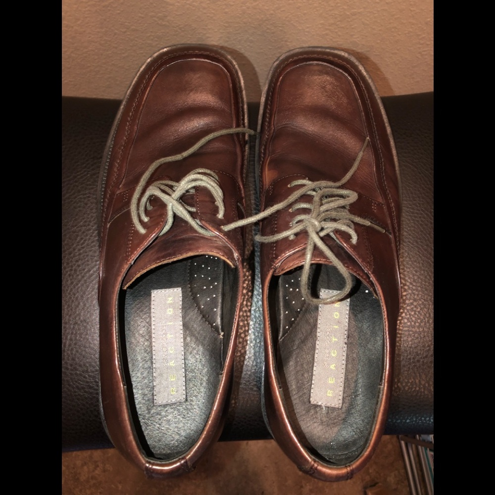 Keneth Cole Reaction Leather shoes.